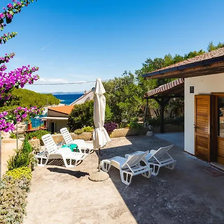 Дом отдыха Amazing In Hvar With Wifi Хвар