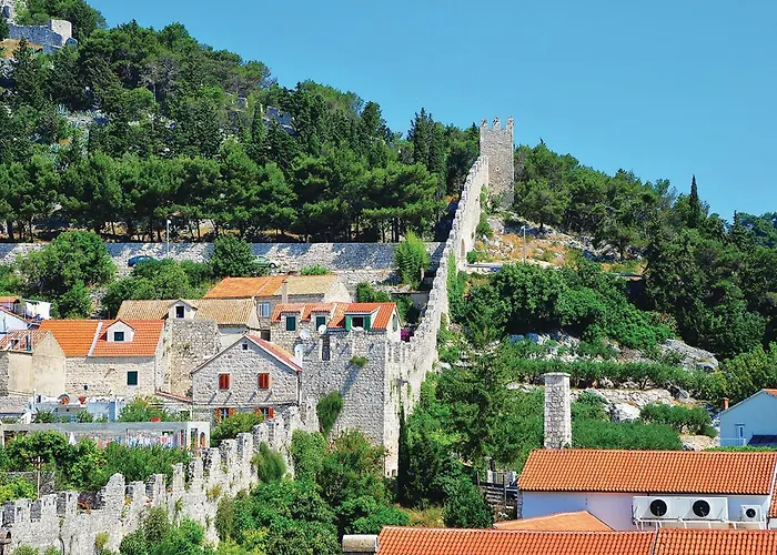 Lovely In Hvar With Wifi Hvar Town